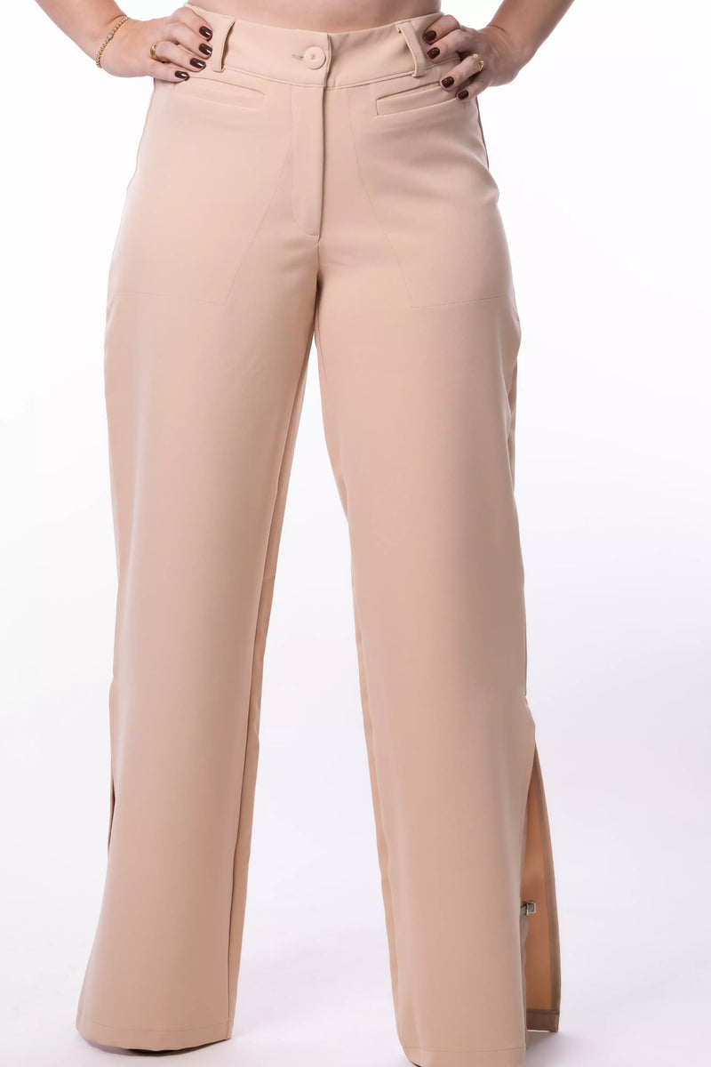 Calça Alfaiataria com Fenda